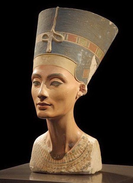 10 gương mặt không thể quên - 7 Tượng Nữ hoàng Nefertiti