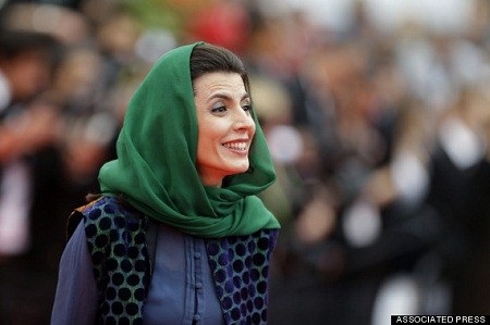 Nữ diễn viên phim Oscar của Iran sẽ ngồi tù vì… một nụ hôn? - 2 Hatami là một nữ diễn viên xinh đẹp, nổi tiếng của Iran.