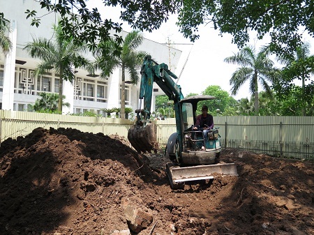 Đại đức Thích Tâm Kiên quá bất ngờ với phương án tu bổ mới được phê duyệt.