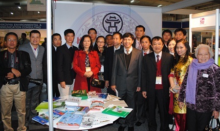 Việt Nam tham dự Hội chợ thương mại quốc tế SAITEX lần thứ 21 tại Nam Phi