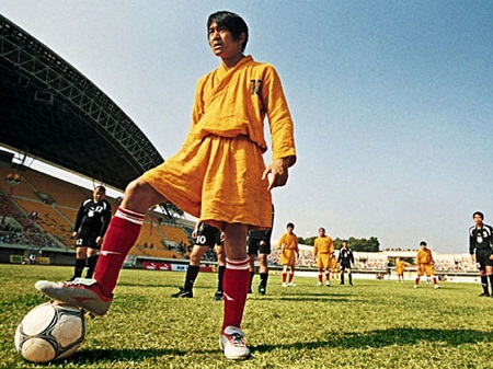 Mùa World Cup, xem lại và cười sảng khoái với “Đội bóng Thiếu Lâm” - 3 Mùa World Cup, xem lại và cười sảng khoái với “Đội bóng Thiếu Lâm”