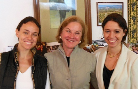 Những người phụ nữ là con cháu nhiều đời của nàng Lisa Gherardini.