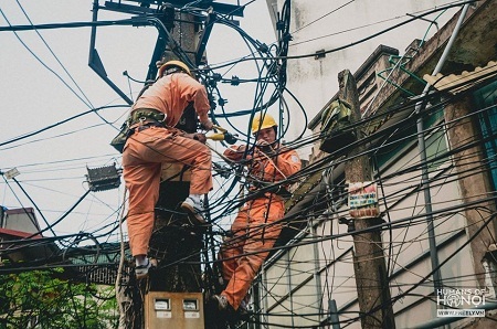 Tìm thấy một Việt Nam rất khác... - 19 - Theo anh hạnh phúc là gì?