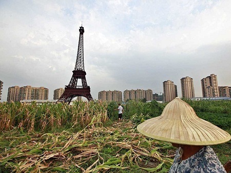 Tại sao Trung Quốc là nước “đạo kiến trúc” giỏi nhất thế giới? - 6 Tháp Eiffel của Pháp có một người “anh em họ” ở Trung Quốc.
