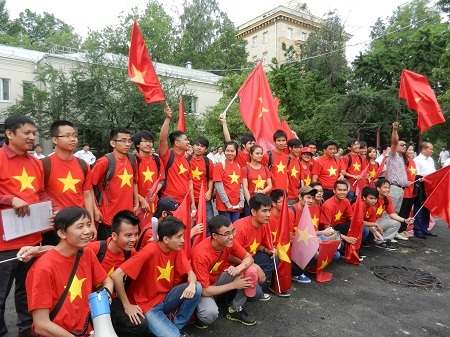 Phản đối giàn khoan từ Mátxcơva: Không chỉ là phẫn nộ - 20 Võ Hoài Nam