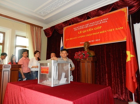 Phản đối giàn khoan từ Mátxcơva: Không chỉ là phẫn nộ - 23 Võ Hoài Nam