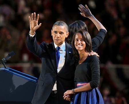 Con gái Tổng thống Obama làm trợ lý cho đạo diễn lừng danh Steven Speilberg - 1 Con gái Tổng thống Obama làm trợ lý cho đạo diễn lừng danh Steven Speilberg