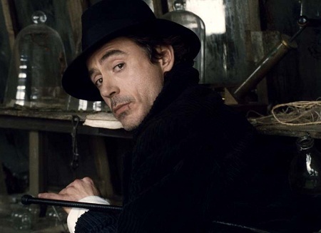 Vẻ ngoài hấp dẫn của Sherlock Holmes trên màn ảnh - 5 Robert Downey:
