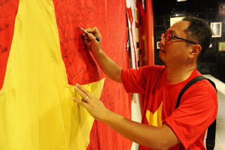 Cảm xúc Hoàng Sa - 1 Murayama Yasufumi có tình yêu và tình cảm đặc biệt đối với đất nước, con người Việt Nam