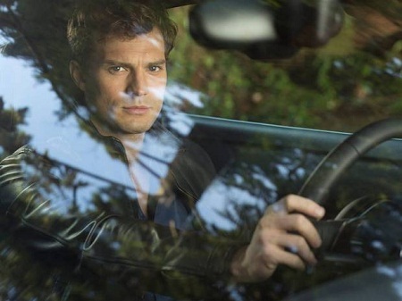Trailer phim “50 sắc thái” vừa ra mắt đã gây tranh cãi - 3 Nhân vật nam chính Christian Grey (Jamie Dornan)
