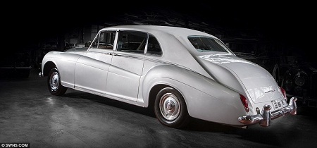 Đấu giá xe hơi của huyền thoại âm nhạc Elvis Presley