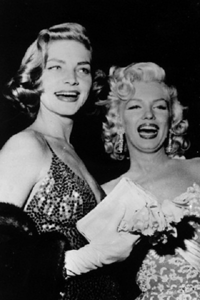 Cuộc đời viên mãn của nữ diễn viên thuộc thế hệ vàng Hollywood - 14 Bacall cùng trò chuyện vui vẻ với “biểu tượng sex” Marilyn Monroe hồi năm 1954.