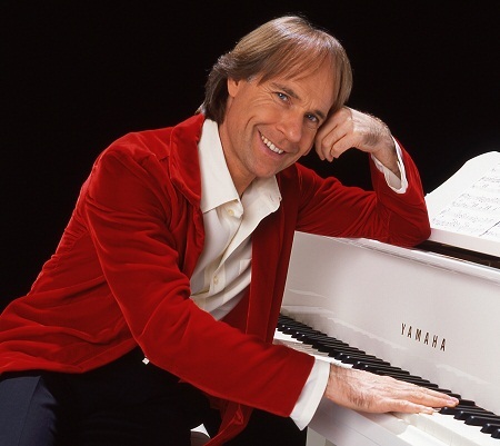 Những điều ấn tượng về Richard Clayderman - 1 Richard Clayderman: “Cuộc đời không trải thảm đỏ cho ai”