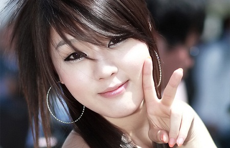 “Truy tìm” gốc gác của biểu tượng chữ V khi chụp ảnh “tự sướng” - 4 Janet Lynn