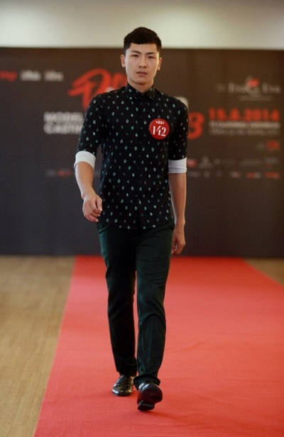 Ấn tượng hình ảnh tuyển mẫu trực tiếp của Đẹp Fashion Runway 3 - 19 Buổi casting còn có sự tham gia của nhiều mẫu Tây với chiều cao ấn tượng và gương mặt cuốn hút.