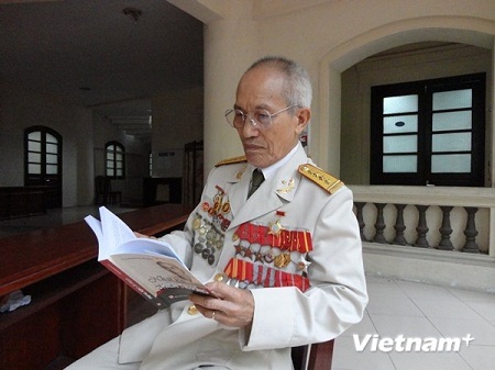 Ký ức về “Tết Độc lập” đầu tiên ở Sài Gòn sau ngày giải phóng - 2 Cựu chiến binh Đoàn 367 đặc công-biệt động Nguyễn Ngọc Thành năm xưa (Ảnh: An Ngọc/Vietnam+)