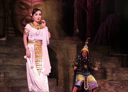 Ở trong hang quỷ, nàng Sita vẫn giữ trọn tiết hạnh với chồng.