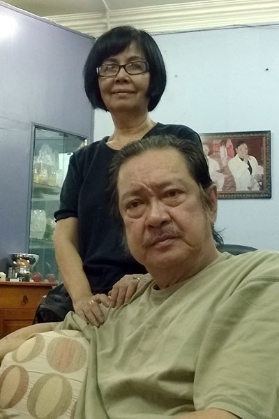 Điều ít biết về vợ nghệ sỹ Chánh Tín - 3 Kề vai bên chồng gánh vác khó khăn