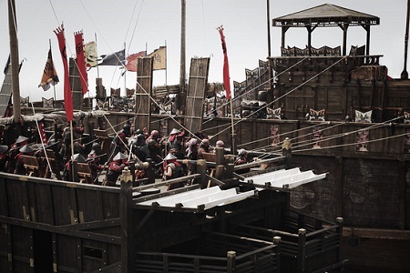 Đạo diễn Nguyễn Thanh Vân trên trường quay 'Sống cùng lịch sử'