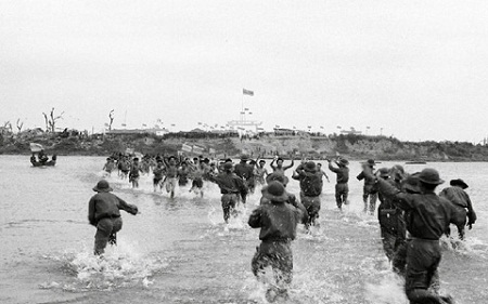 Phương Tây ngỡ ngàng trước ảnh chiến tranh của phóng viên Việt Nam