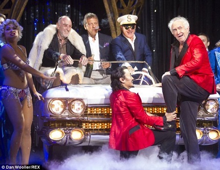 Kỷ niệm 25 năm ngày ra mắt vở nhạc kịch nổi tiếng “Miss Saigon” - 5 Jonathan Pryce trở lại với vai diễn đã góp phần làm nên tên tuổi của ông 25 năm trước.