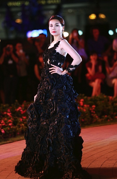 Xem thêm hình ảnh show diễn “Cuộc sống tại các siêu đô thị” - 8 Tin: