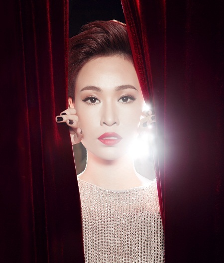 Ca sỹ Uyên Linh sẽ là khách mời đặc biệt trong bữa tiệc IPH Courtyard Party - 1 Uyên Linh sẽ hâm nóng không gian ấn tượng của IPH bằng những ca khúc quốc tế sôi động