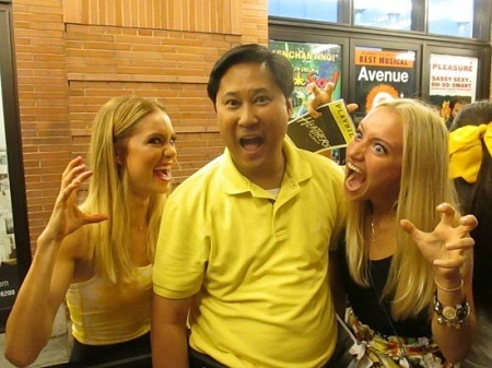 Người đàn ông chi ra 25.000 đô la để xem một vở kịch… 500 lần - 3 Người đàn ông chi ra 25.000 đô la để xem một vở kịch… 500 lần