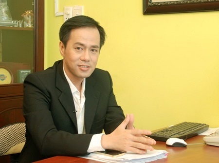 PGS Huỳnh Văn Sơn