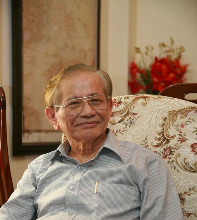 GS.NGND Phan Huy Lê (Ảnh: Bùi Tuấn).
