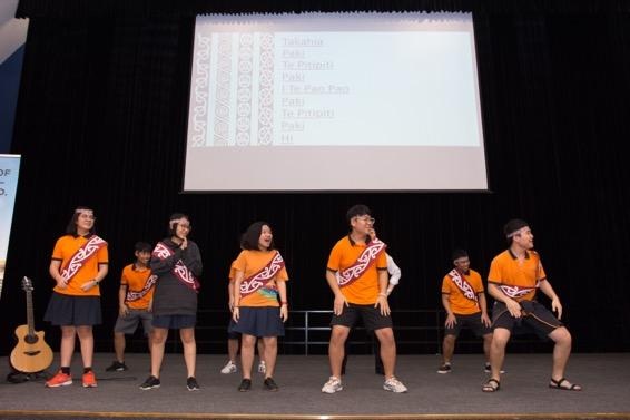 Ấn tượng bài phát biểu bằng tiếng Việt của Phó đại sứ New Zealand tại Việt Nam - 4 Ấn tượng bài phát biểu bằng tiếng Việt của Phó đại sứ New Zealand tại Việt Nam - 4