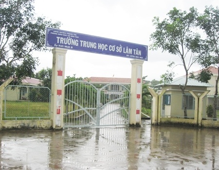 Trường THCS Lâm Tân- nơi cháu Đoàn theo học.