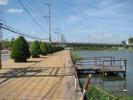 Cầu Giá Rai đã hoàn thành rất hoành tráng, đẹp mắt.