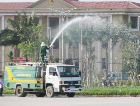 Nghiêm cấm sử dụng xe chuyên dùng vào việc riêng - 1 Xe phục vụ công tác đô thị tỉnh Bạc Liêu. (Ảnh: Huỳnh Hải)