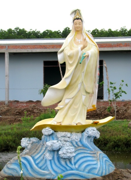 Mỗi tượng Bà mỗi vẻ đẹp.