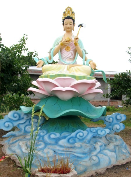 Mỗi tượng Bà mỗi vẻ đẹp.