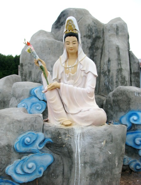 Mỗi tượng Bà mỗi vẻ đẹp.