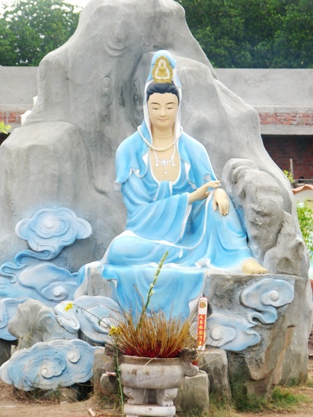 Mỗi tượng Bà mỗi vẻ đẹp.