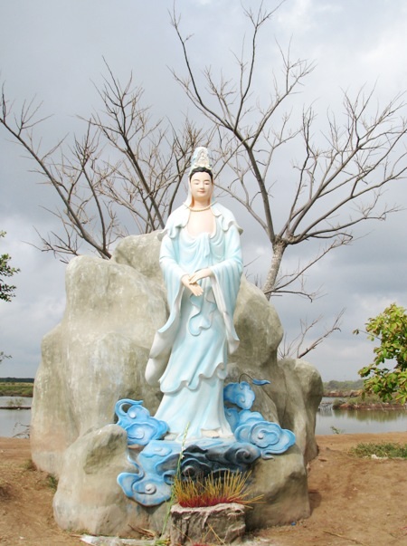 Mỗi tượng Bà mỗi vẻ đẹp.