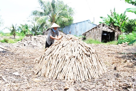 Lực lượng chức năng túc trực quan sát 24/24 các khu rừng ở U Minh Hạ.