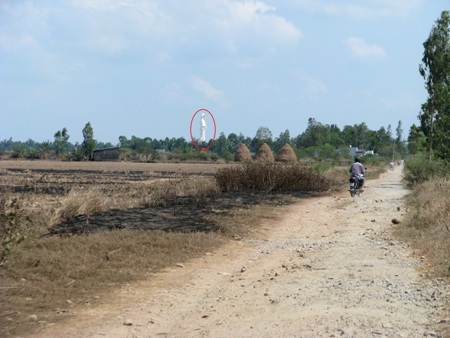 ...nơi có bức tượng Phật Bà khổng lồ.