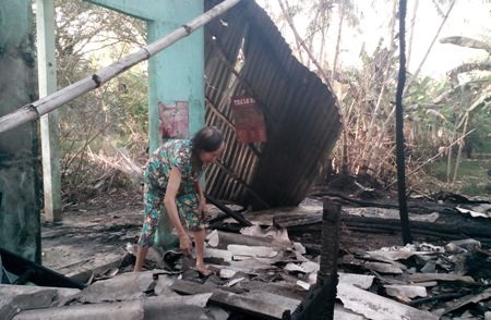 Hiện trường vụ cháy căn nhà.