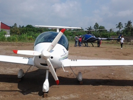 Khai mạc Hội chợ Du lịch ĐBSCL 2015 - 3 Triển lãm cả máy bay trực thăng loại nhỏ tại hội chợ.