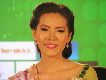 Á khôi 1 Nguyễn Huỳnh Trúc Mai.