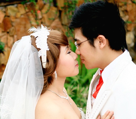 “Sao mai” Tùng Lâm cưới giải nhất thính phòng Phương Mai - 11 “Sao mai” Tùng Lâm cưới giải nhất thính phòng Phương Mai - 11