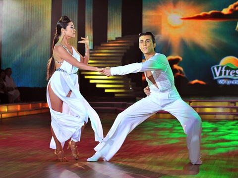 Thanh Thúy “trần tình” về trang phục bị chê phản cảm - 4