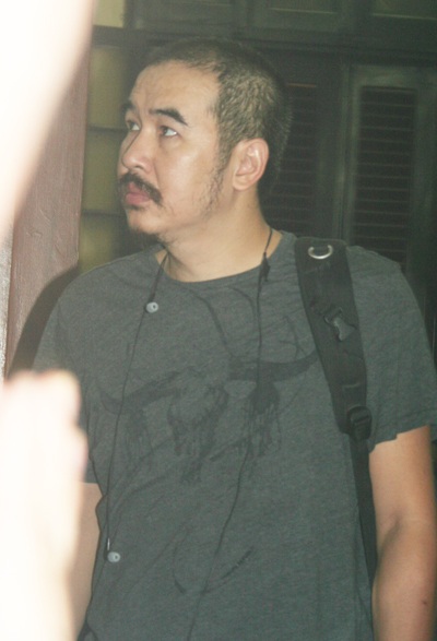 Bạn bè, đồng nghiệp tiễn đưa Hồng Sơn về nơi an nghỉ cuối cùng - 17