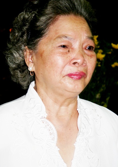 Bạn bè, đồng nghiệp tiễn đưa Hồng Sơn về nơi an nghỉ cuối cùng - 22