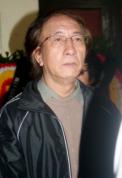 Nghệ sỹ tiễn biệt NSƯT Thu An trong mưa rét - 19