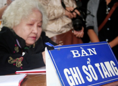 Nghệ sỹ tiễn biệt NSƯT Thu An trong mưa rét - 25